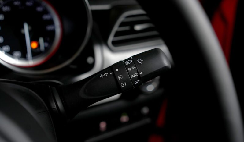 Suzuki Swift full